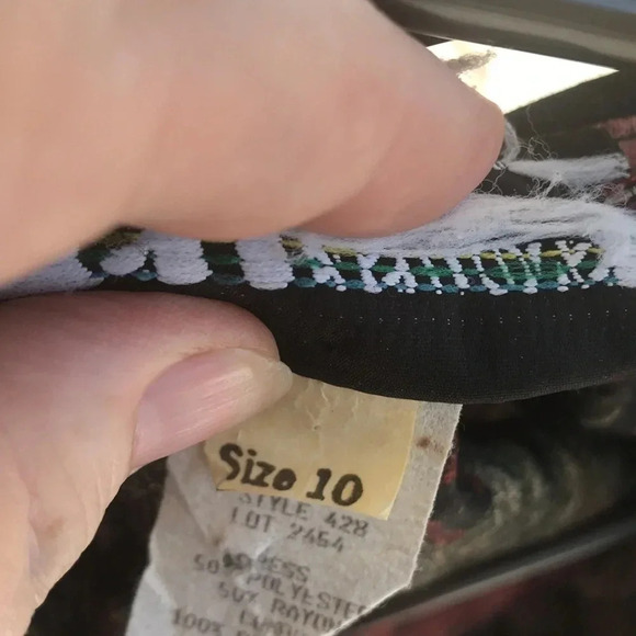 S.L. Fashions Vintage Floral Wrap Dress - Picture 9 of 12